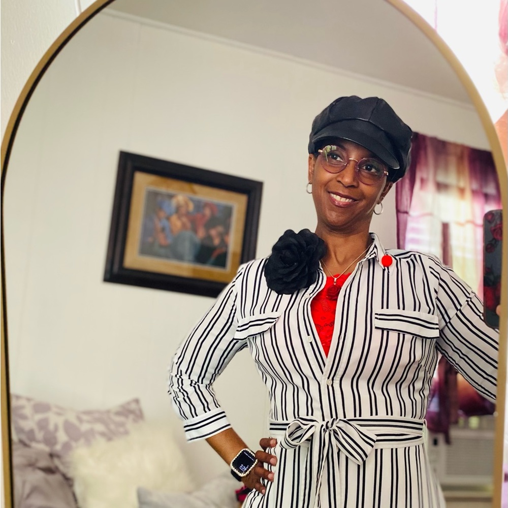 Meet your Posher, Monica